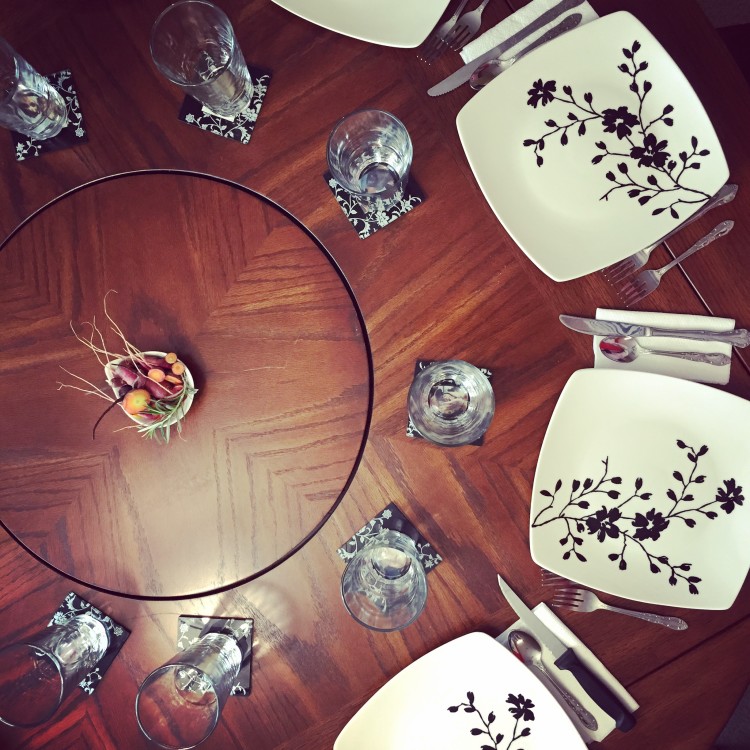 discussion dinner table